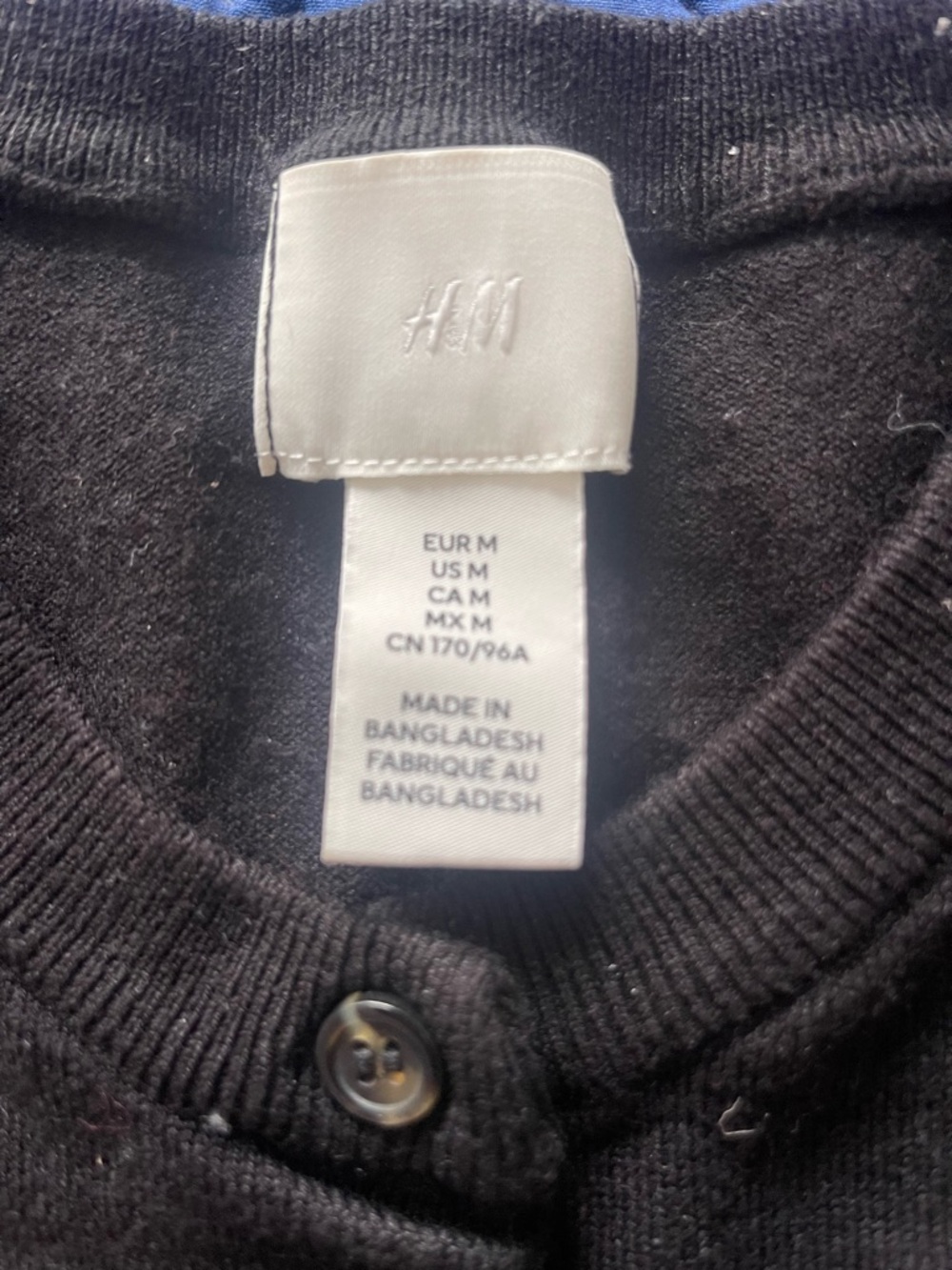 H&M Black Short-Sleeve Button Cardigan Size M - Picture 2 of 16